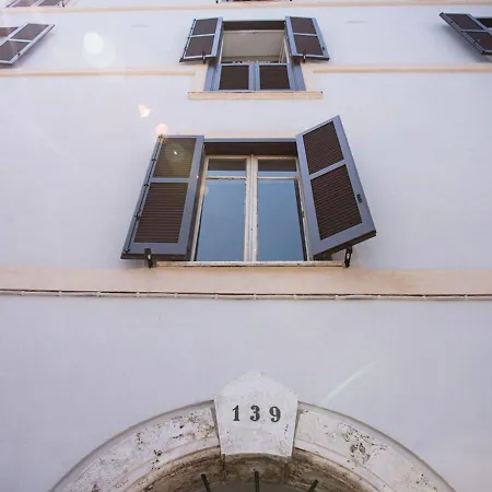 Luxury Me Apartment
